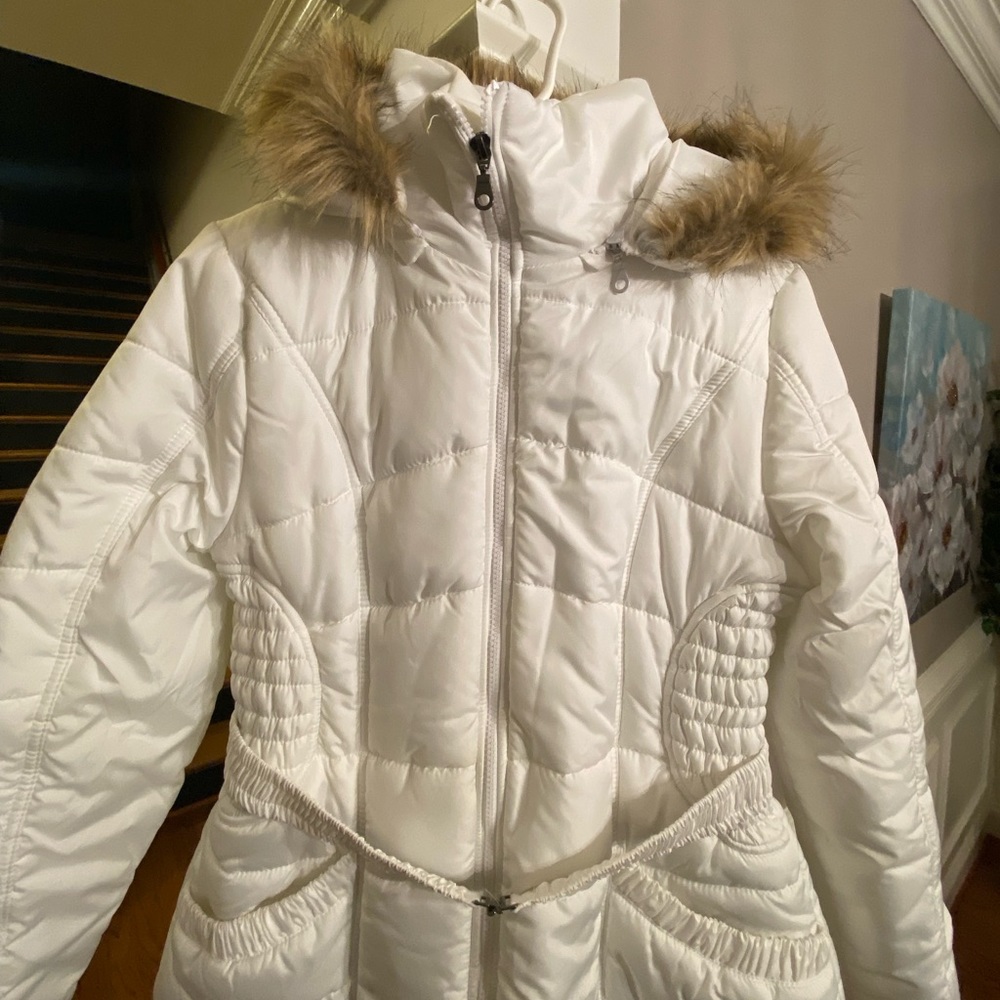 Rampage girls juniors light weight down coat. Perfect for teen!